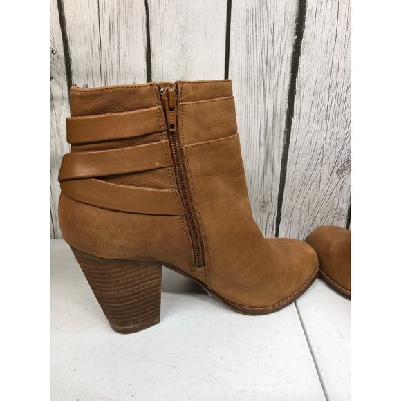 Gianni Bini Tan Nubuck Booties Size 9 - Picture 4 of 6